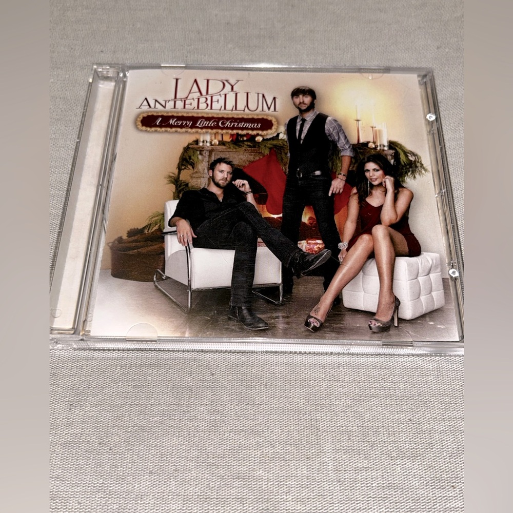 **6/$20** A Merry Little Christmas Lady Antebellum CD 2010